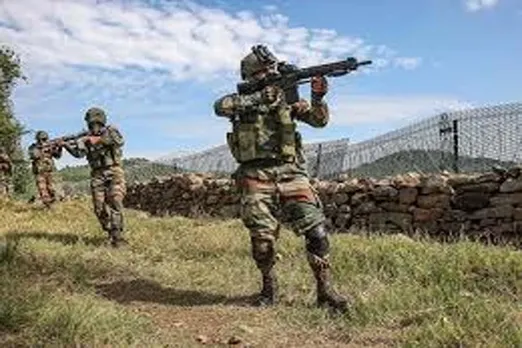 Army-militant fighting continues in Jammu and Kashmir, 1 killed