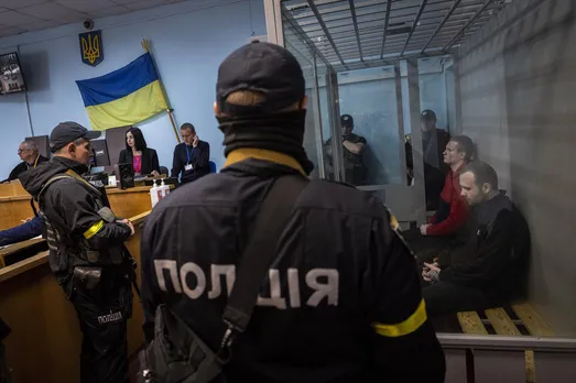 2 Russian soldiers plead guilty to war crimes in Ukrainian court