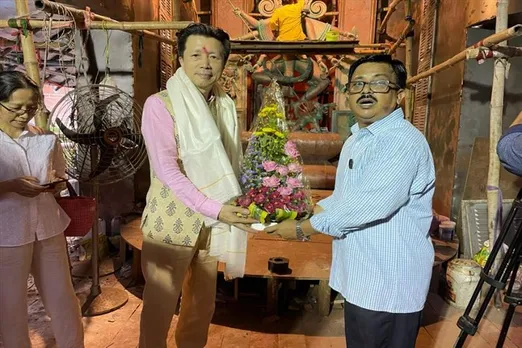 Chinese Consul Zha Liu praises Beleghata's 'chupkatha'