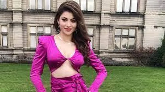 Oops moment! Urvashi Rautela's throwback video struggling in a fitted dress goes VIRAL