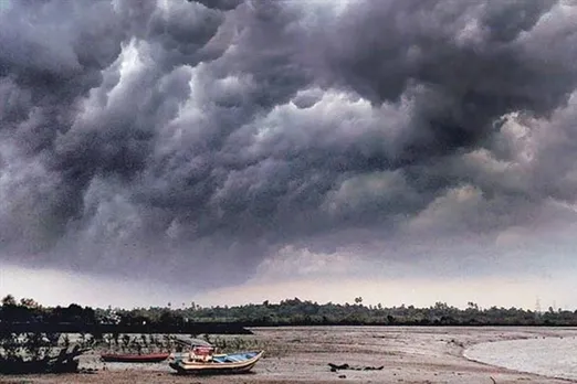 Cyclone Sitrang: light to moderate rain is expected in Kolkata
