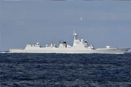 US sends 2 warships to Taiwan