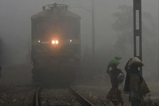 Due to heavy fog, 23 Indian Railway trains running late