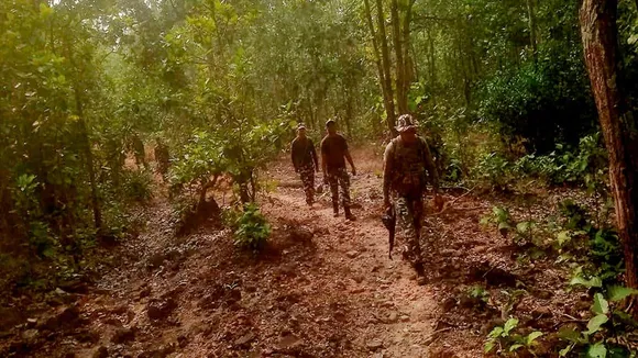 Two DRG jawans injured in encounter with Naxals