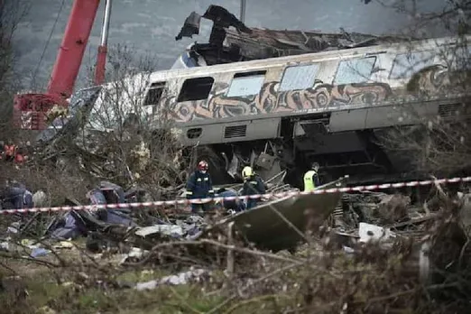 Death toll rises in Greece train crash