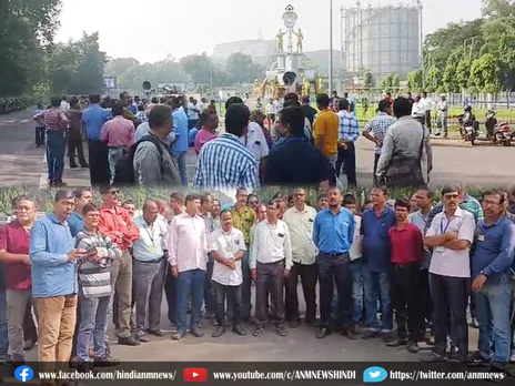 Durgapur News : इस्पात कारखाना में बायोमेट्रिक्स के जगह रेडियो फ्रीक्वेंसी आइडेंटिफिकेशन, श्रमिक संगठनों का संयुक्त आंदोलन