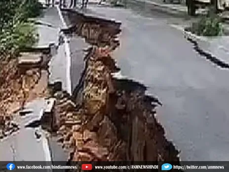बारिश से दक्षिण त्रिपुरा जिले में  National Highway8 हुआ क्षतिग्रस्त