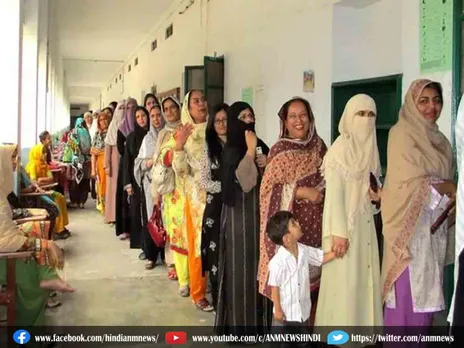 इस गांव में आज भी महिलाएं नहीं डाल पातीं वोट, 50 साल से प्रतिबंध जारी