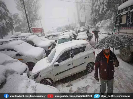 पहाड़ों पर बारिश और भारी बर्फबारी के साथ कश्मीर में हिमस्खलन की चेतावनी