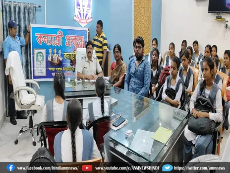 Salanpur News : कानून संबंधित जानकारी लेने स्कूली छात्राएं पहुँचे फाड़ी परिषर
