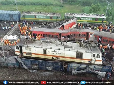 Odisha Train Accident: हादसे के बाद 99 ट्रेनें रद्द, 46 ट्रेनों का रूट बदला