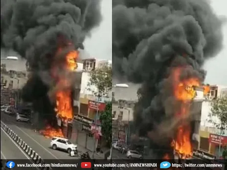 Delhi: सेंट्रल मार्केट में लगी आग, लाखों का सामान जलकर राख