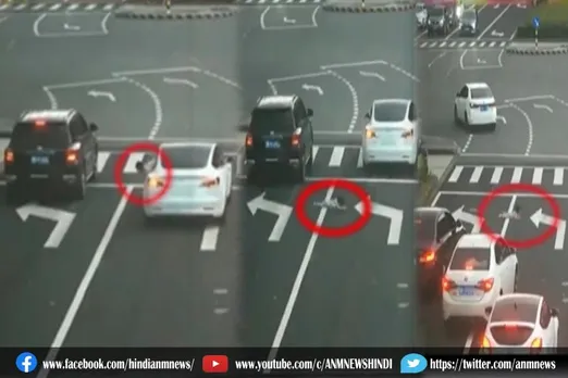 VIDEO: चलती कार से गिरी बच्ची