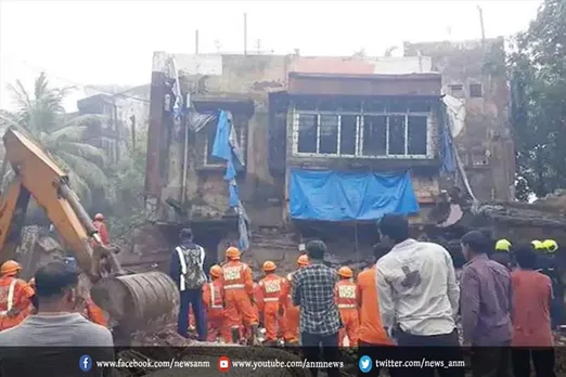 मुंबई में गिरी चार मंजिला इमारत, अब तक 17 की मौत