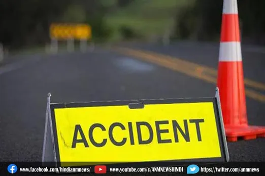 जम्मू में नहर में गिरी गाड़ी, तीन लोगों की मौत
