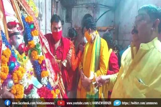 नगर निगम चुनाव: तृणमूल अध्यक्ष अनुब्रत मंडल ने तारापीठ मंदिर में माथा टेका