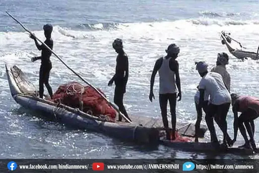 कच्छ जिले के हरामी नाला इलाके से 3 पाकिस्तानी मछुआरों को पकड़ा