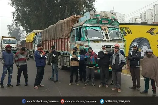 दिल्ली में गणतंत्र दिवस परेड रिहर्सल के चलते भारी वाहनों को हाईवे पर रोक दिया गया