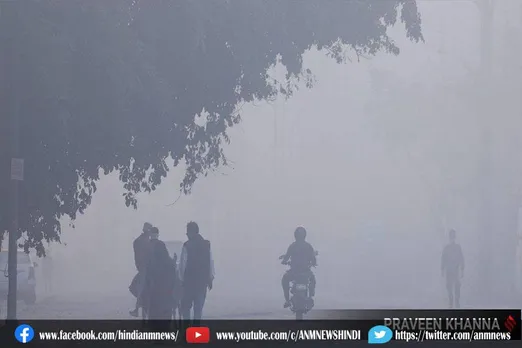 राजधानी में ठंड का प्रकोप जारी, छाया कोहरा