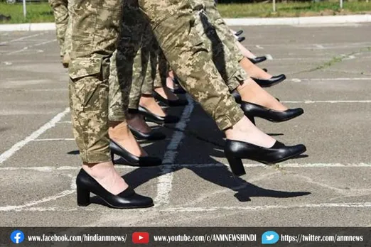 यूक्रेन में महिला सेना हील्स पर मार्च करेंगी
