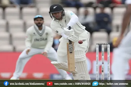 फाइनल में न्यूजीलैंड 117 रनों पर तीसरा विकेट गंवा दिया