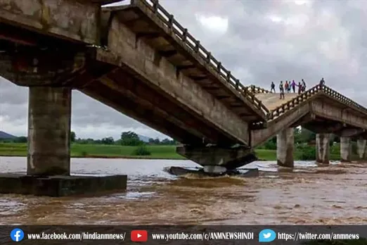 झारखंड: उद्घाटन से पहले ढहा पुल