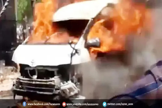 पाकिस्तान के कराची विश्वविद्यालय के पास विस्फोट