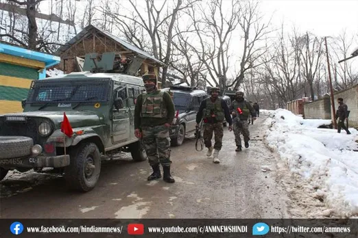 जम्मू-कश्मीर के राजौरी में आतंकी ढेर, सैनिक घायल