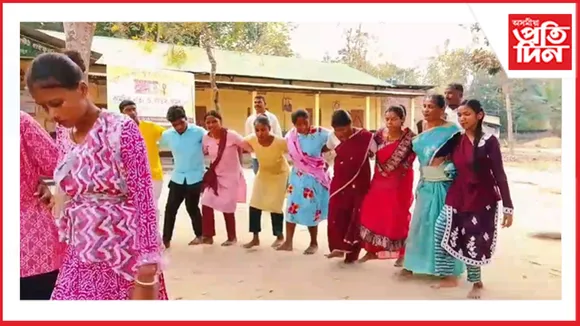  নগাঁও জিলাৰ কঠীয়াতলী ঝুমইৰ নৃত্য, গীতৰ কৰ্মশালা...