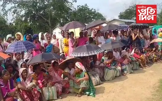 গোলাঘাটত ভাৰতীয় চাহ মজদুৰ সংঘৰ সভা: মালিক পক্ষৰ বিৰুদ্ধে সৰৱ কৰ্মচাৰী...