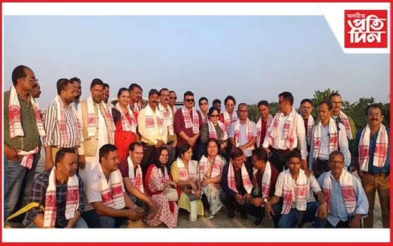মিৰ্জা 'ডায়েট'ৰ প্ৰশিক্ষাৰ্থী দলৰ সোণতলীৰ চৰাঞ্চল ভ্ৰমণ