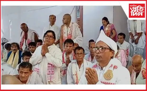 অম্লানজ্যোতি দেৱ গোস্বামীক নৰোৱা সত্ৰৰ সত্ৰাধিকাৰ হিচাপে আশীৰ্বাদ নিৰ্মালী প্ৰদান