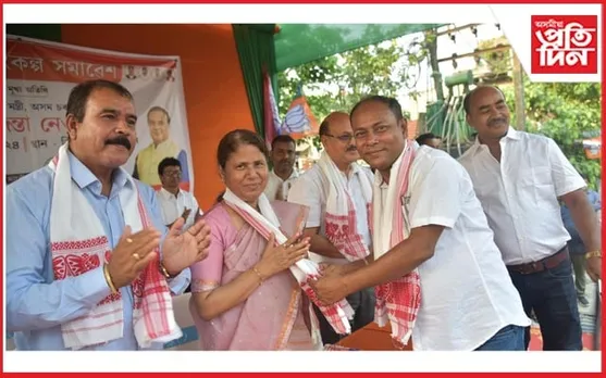 বিজুলী কলিতা মেধিৰ সমৰ্থনত মন্ত্ৰী অজন্তা নেওগৰ প্ৰচাৰ