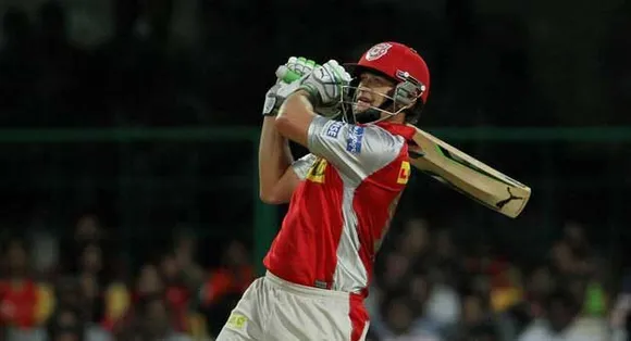 5 oldest cricketers to score a century in the IPL