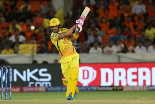 IPL 2020 - Another probable blow for CSK as Faf du Plessis seen with an ice pack