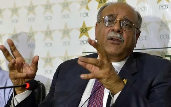 ‘Abe Buddhe apni kitna tarif karega, kaam karke dikha!’ - Fans ruthlessly troll Najam Sethi on comparing his tenure as PCB chief with Ramiz Raja’s Tenure