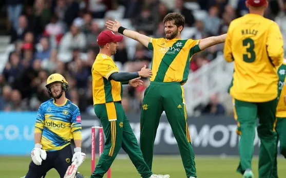 'Bande mein to dam hain' - Fans elated as Shaheen Afridi bowls historic spell in Vitality Blast, scalps four wickets in first over