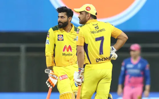 'Welcome back captain'- Twitter goes wild as Ravindra Jadeja hands back Chennai captaincy to MS Dhoni