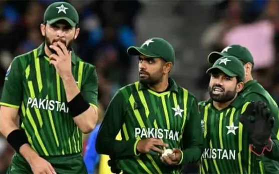 'Aur koi option tha inke paas' - Fans react as Pakistan Government finally agree to send their team to India for ODI World Cup 2023