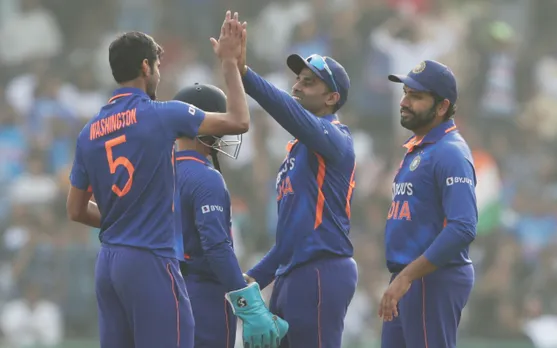 ‘Yese hi ghar me dominant kartey hain!’ - Fans congratulate team India after sealing the ODI series against New Zealand in Raipur