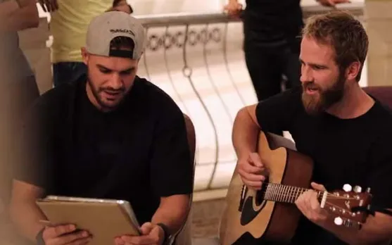 Watch: Kane Williamson plays guitar as Hyderabad players form a boyband ahead of Bangalore encounter