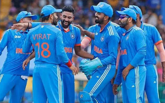 'Conquered Asia, now time to conquer the world' - Fans ecstatic as India thrash Sri Lanka by 10-wickets to clinch 8th Asia Cup title