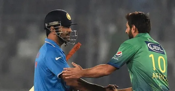 Shahid Afridi rates MS Dhoni higher, when asked by a fan to name the better captain between India’s MS Dhoni Australia’s Ricky Ponting