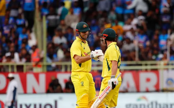 'Aur hume lagta hai hum iss team ke sath World Cup jeetenge' - Fans disappointed as India face an embarrassing defeat in 2nd ODI against Australia