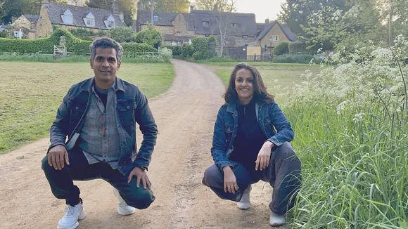 Santosh Padhi and Ayesha Ghosh