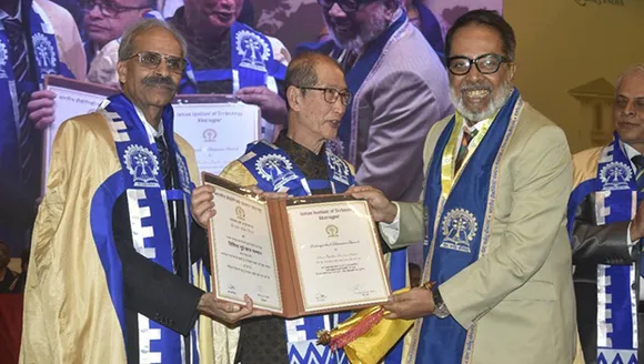 Partha Sinha gets 'Distinguished Alumnus Award' at IIT Kharagpur