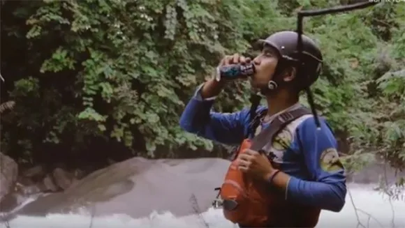 Energy drink 1947 unveils inspiring stories of two kayakers who chase freedom