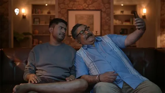 Swiggy's IPL ads are back with the all-important “Aap Kiske Saath Dekhoge?” question