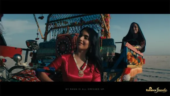 Scarecrow M&C Saatchi handcrafts a campaign for Reliance Jewels' Rannkaar collection