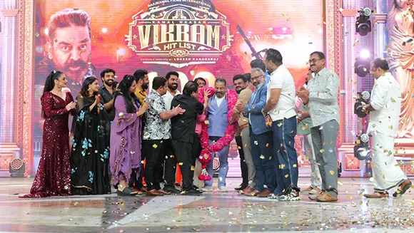 'Asianet Television Awards 2022' sees the participation of stars from Malayalam film and TV industry
